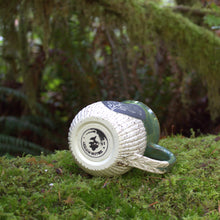 Load image into Gallery viewer, Oak Leaf Mug - Moss Green