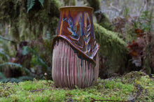 Load image into Gallery viewer, Petrichor Vase
