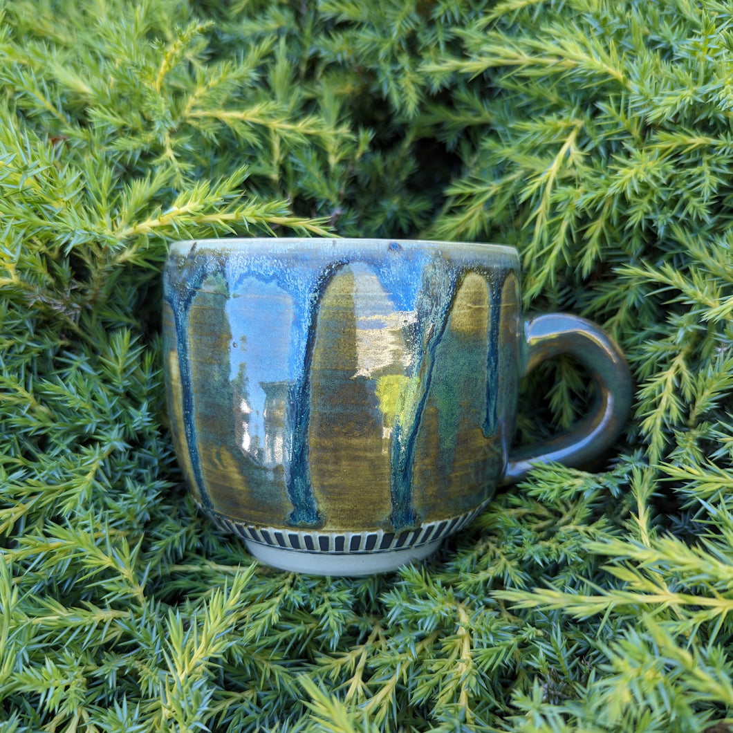 Geometric Mug - Green Woods