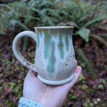 Load image into Gallery viewer, Oak Leaf Mug - Mossy Green
