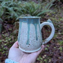 Load image into Gallery viewer, Oak Leaf Mug - Seafoam Green
