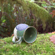 Load image into Gallery viewer, Oak Leaf Mug - Moss Green
