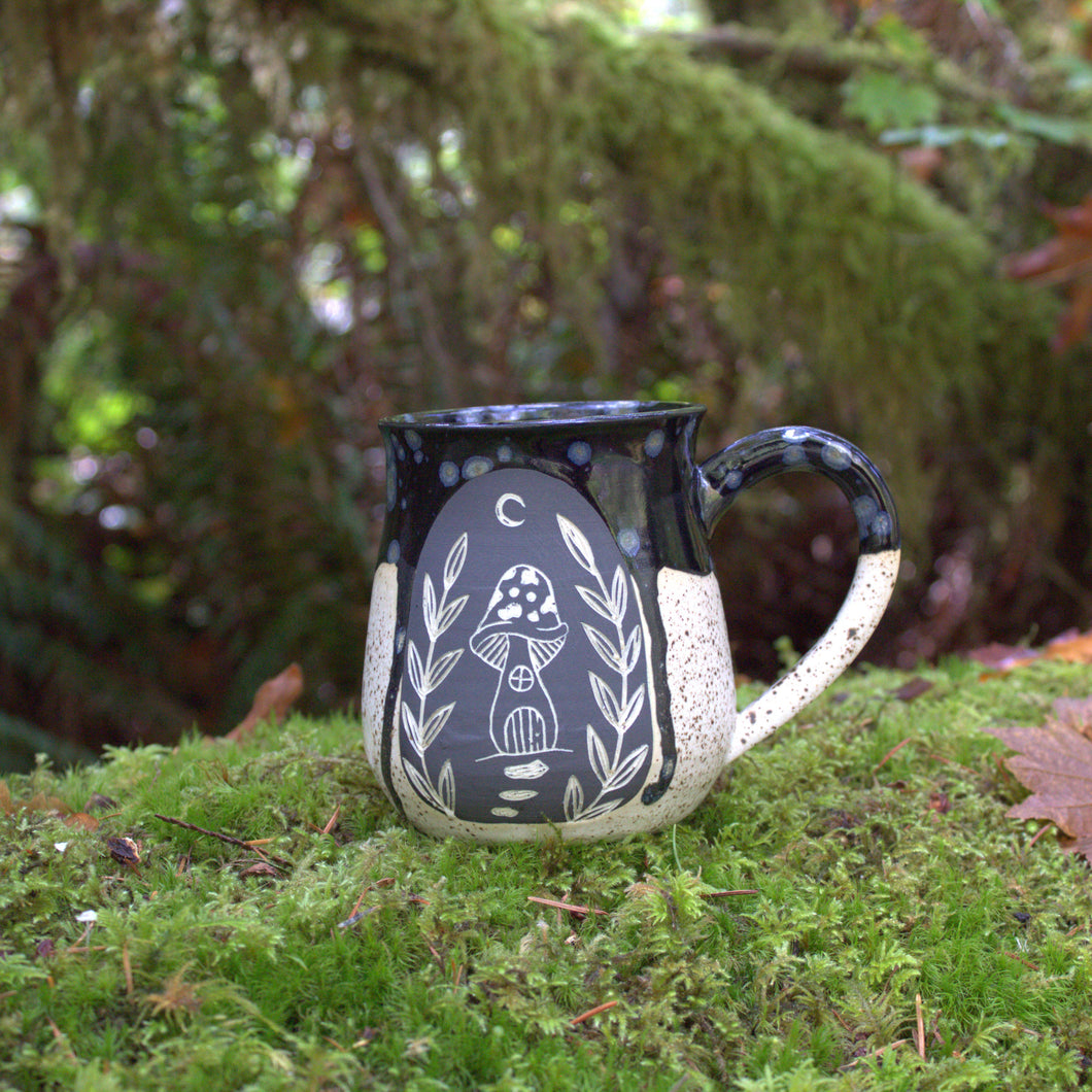 Mycelium Home Mug - Nightmoth